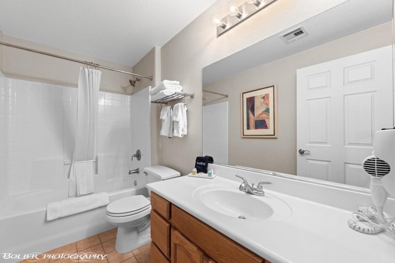 Hawk Ridge Two Bedroom Condo By Cool Properties 메스키트 외부 사진