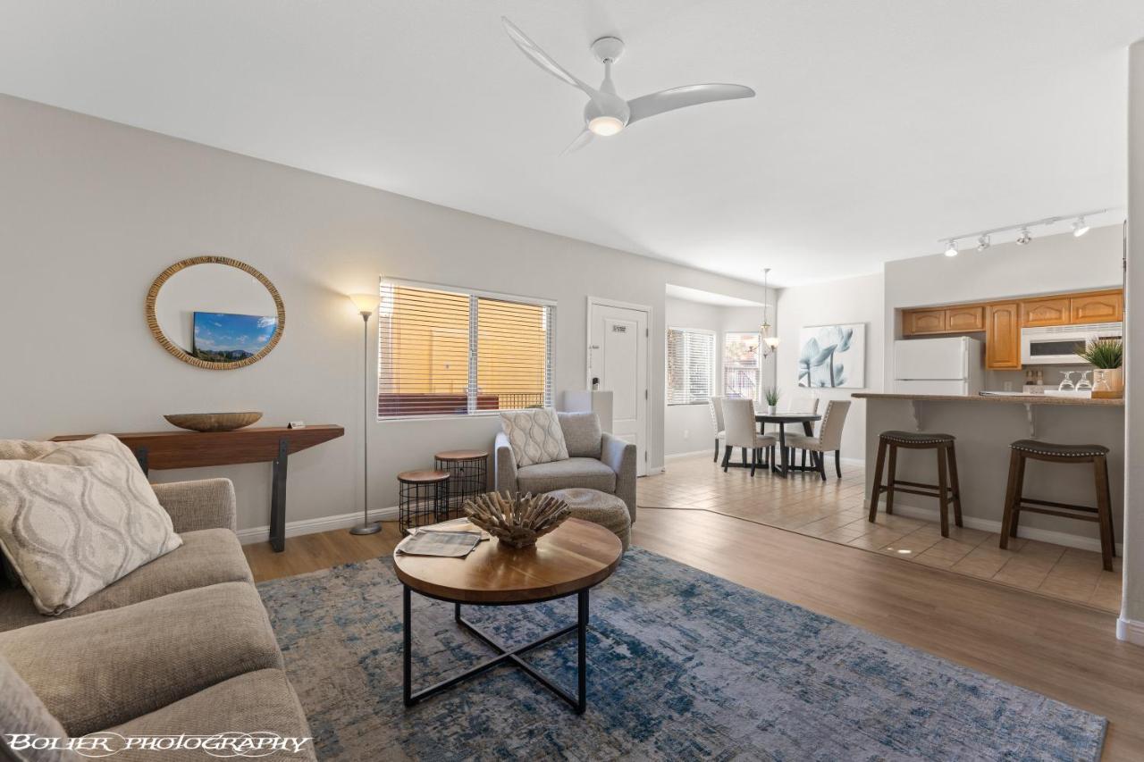 Hawk Ridge Two Bedroom Condo By Cool Properties 메스키트 외부 사진