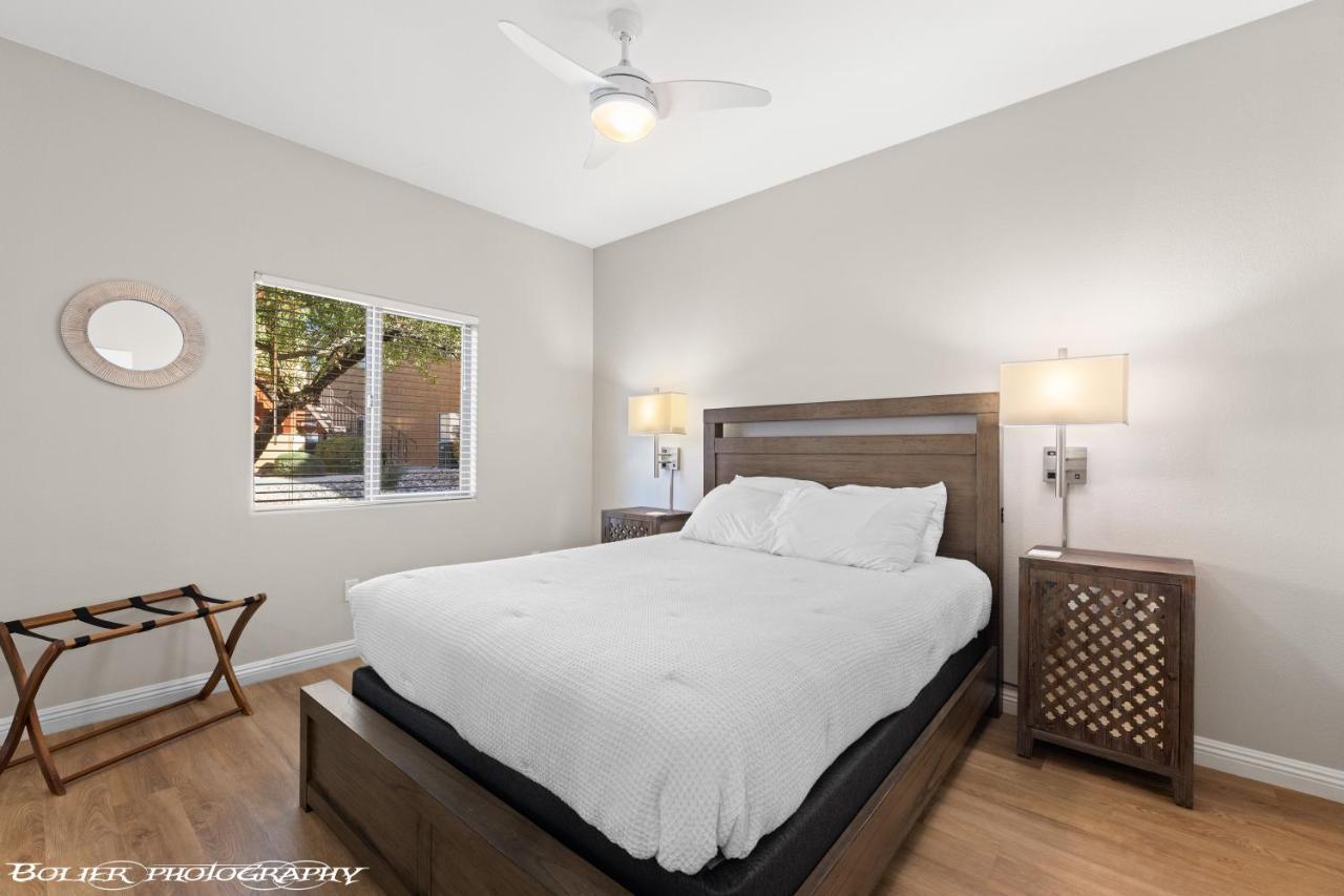 Hawk Ridge Two Bedroom Condo By Cool Properties 메스키트 외부 사진
